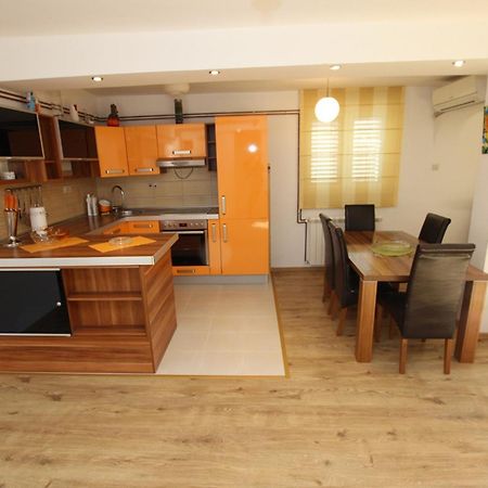 Apartment Milica Petrovac Екстер'єр фото